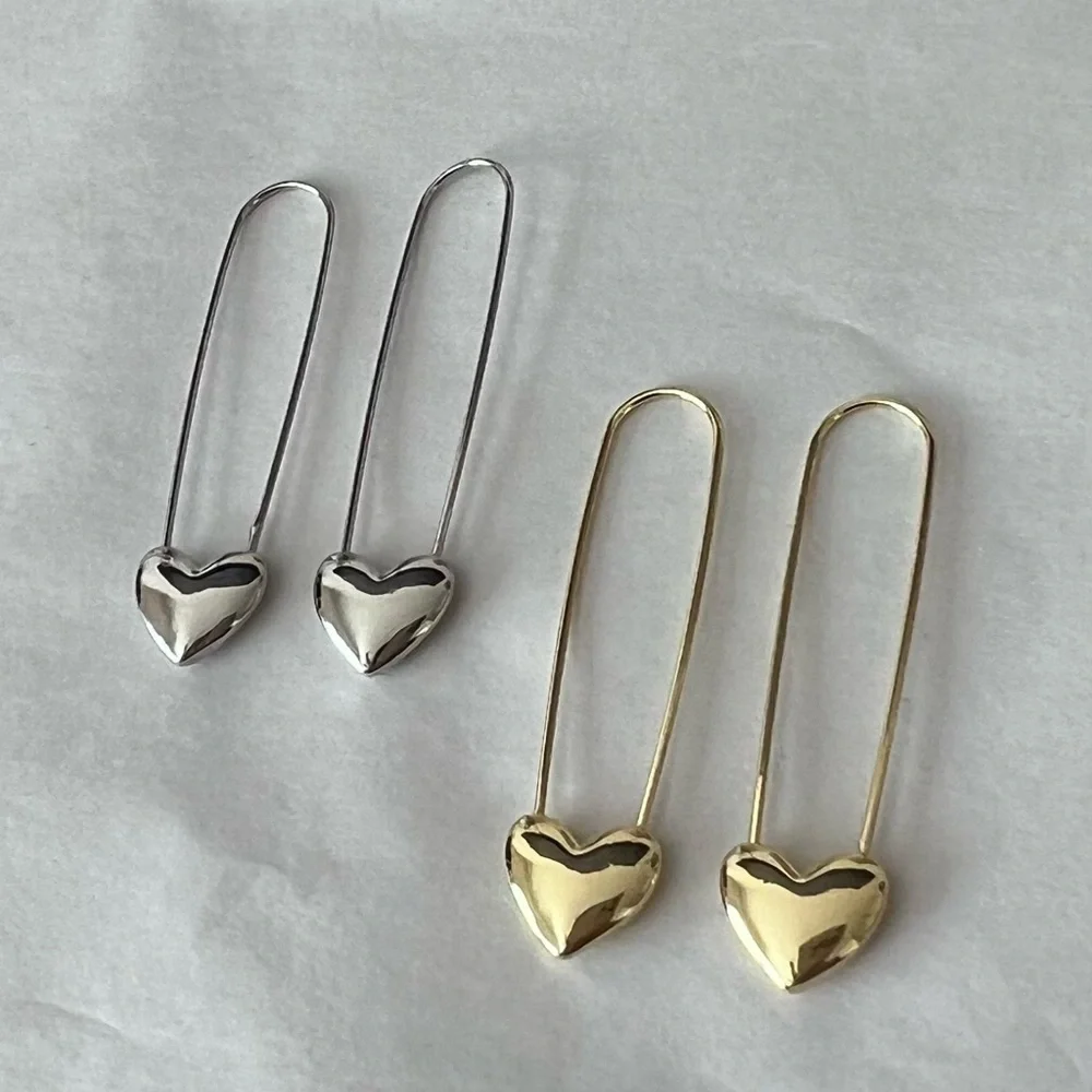 NEW | paper clip style heart earrings